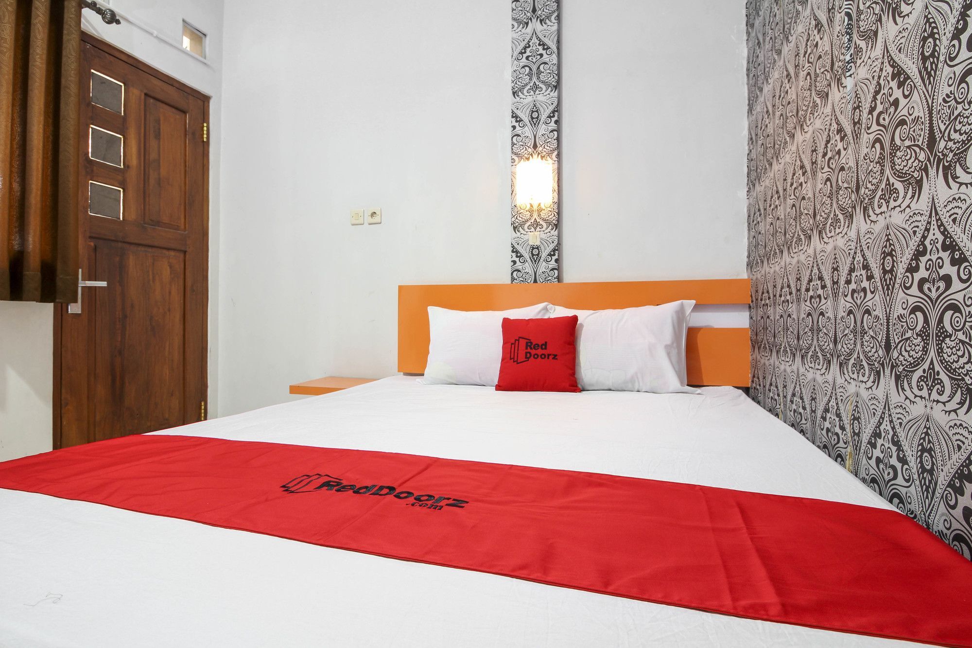 Reddoorz Near Hartono Mall Kejayan Exterior photo